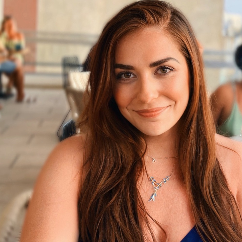 Meet your Posher, Alyssa